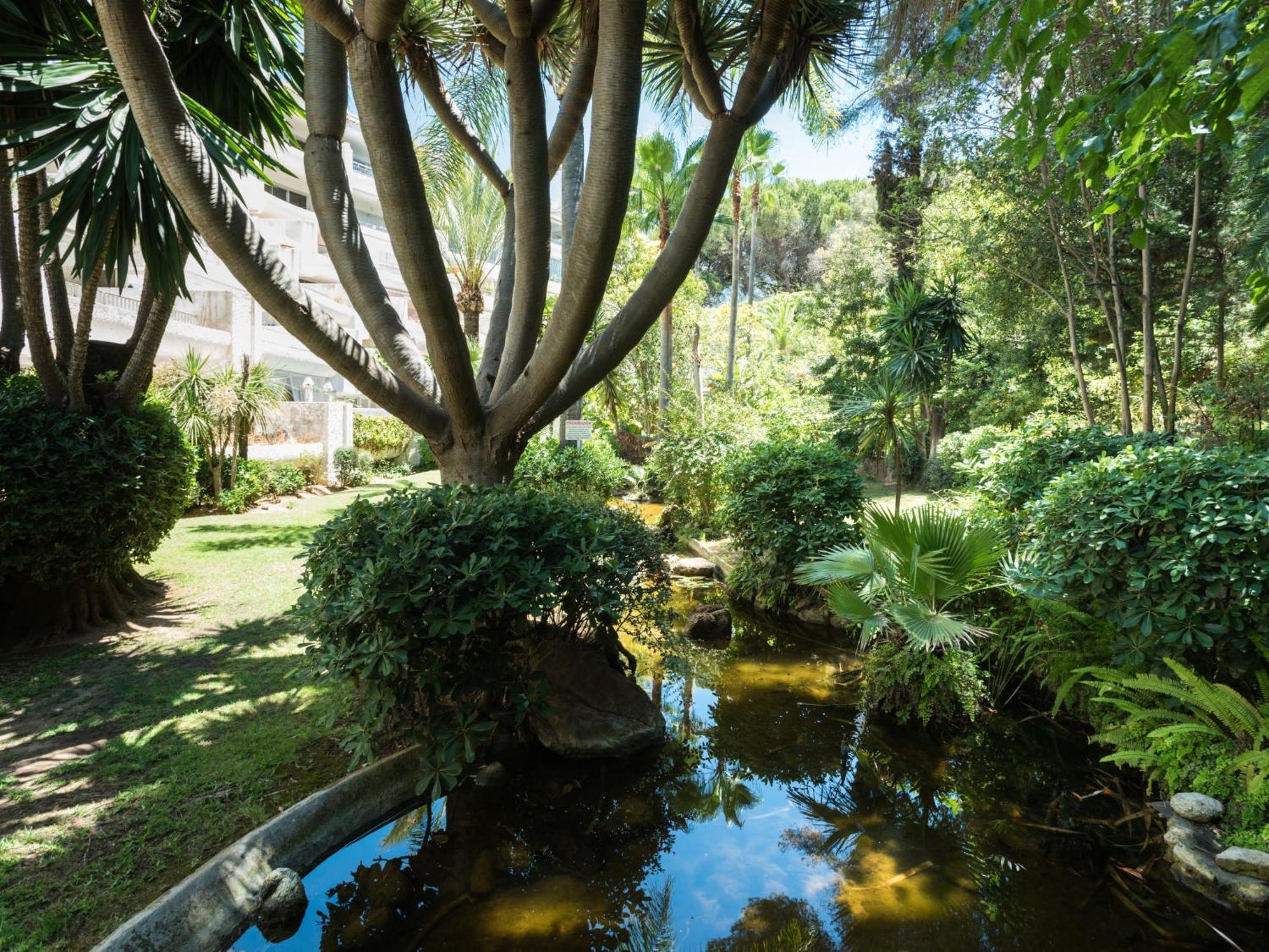 Apartment Jardines Del Mar By Interhome Marbella Eksteriør bilde